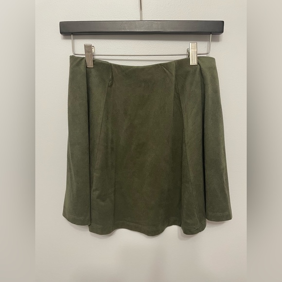 Forever 21 Olive Skater Skirt - Picture 2 of 6